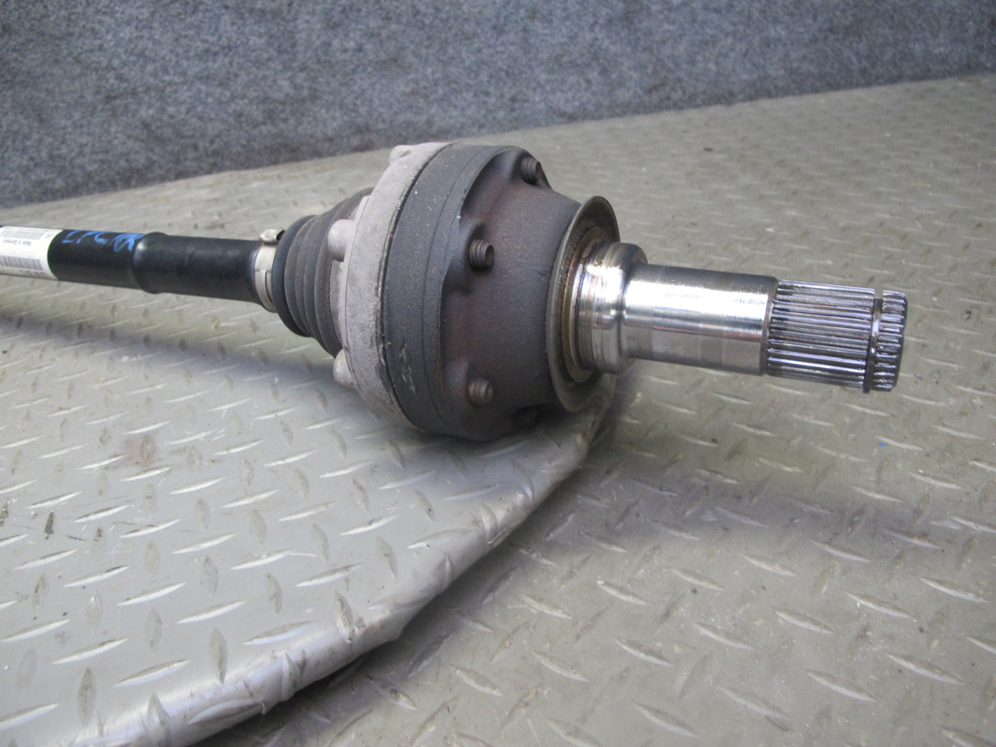 2003-2010 Porsche Cayenne 955 957 Rear Right Suspension Axle Shaft 7L0501201C