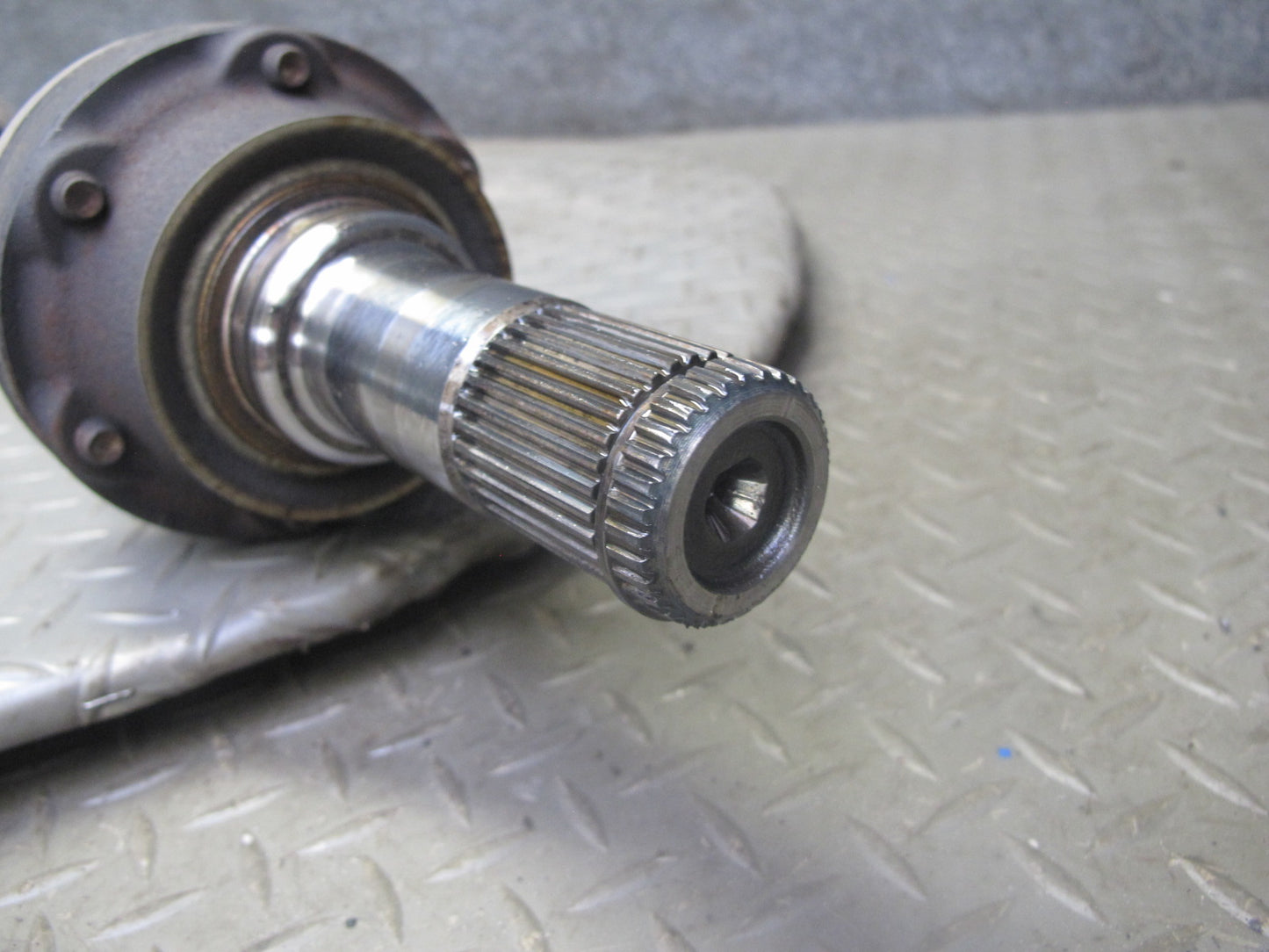 2003-2010 Porsche Cayenne 955 957 Rear Right Suspension Axle Shaft 7L0501201C