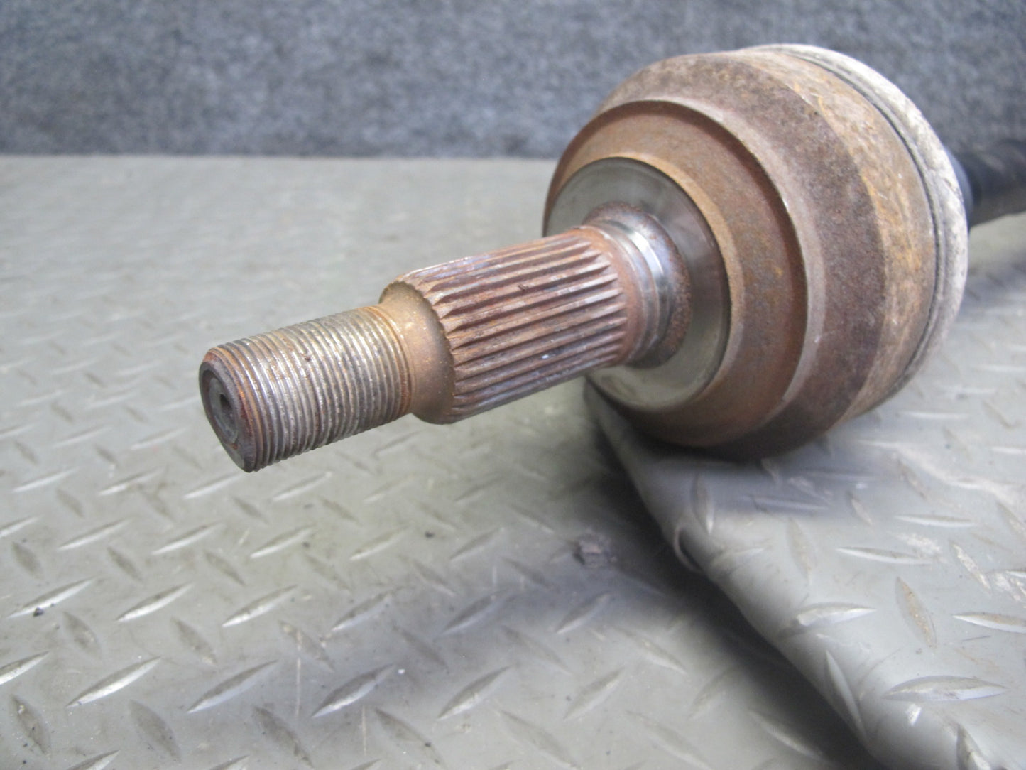 2003-2010 Porsche Cayenne 955 957 Rear Right Suspension Axle Shaft 7L0501201C