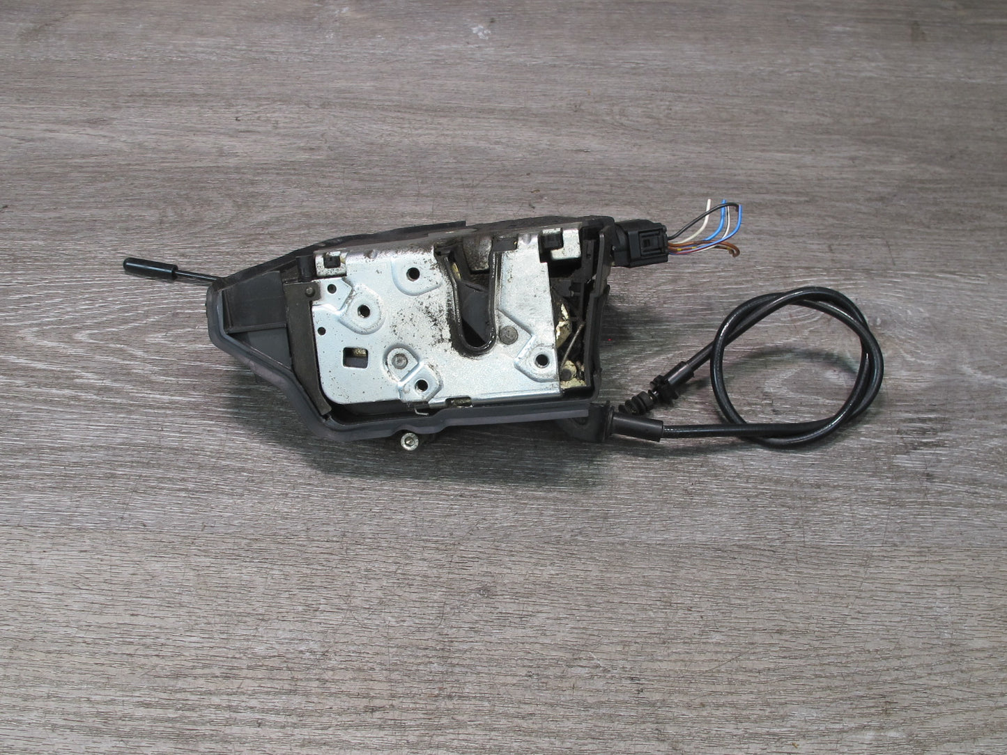 01-06 BMW E46 3-SERIES Coupe Convertible Left Door Lock Latch Actuator OEM