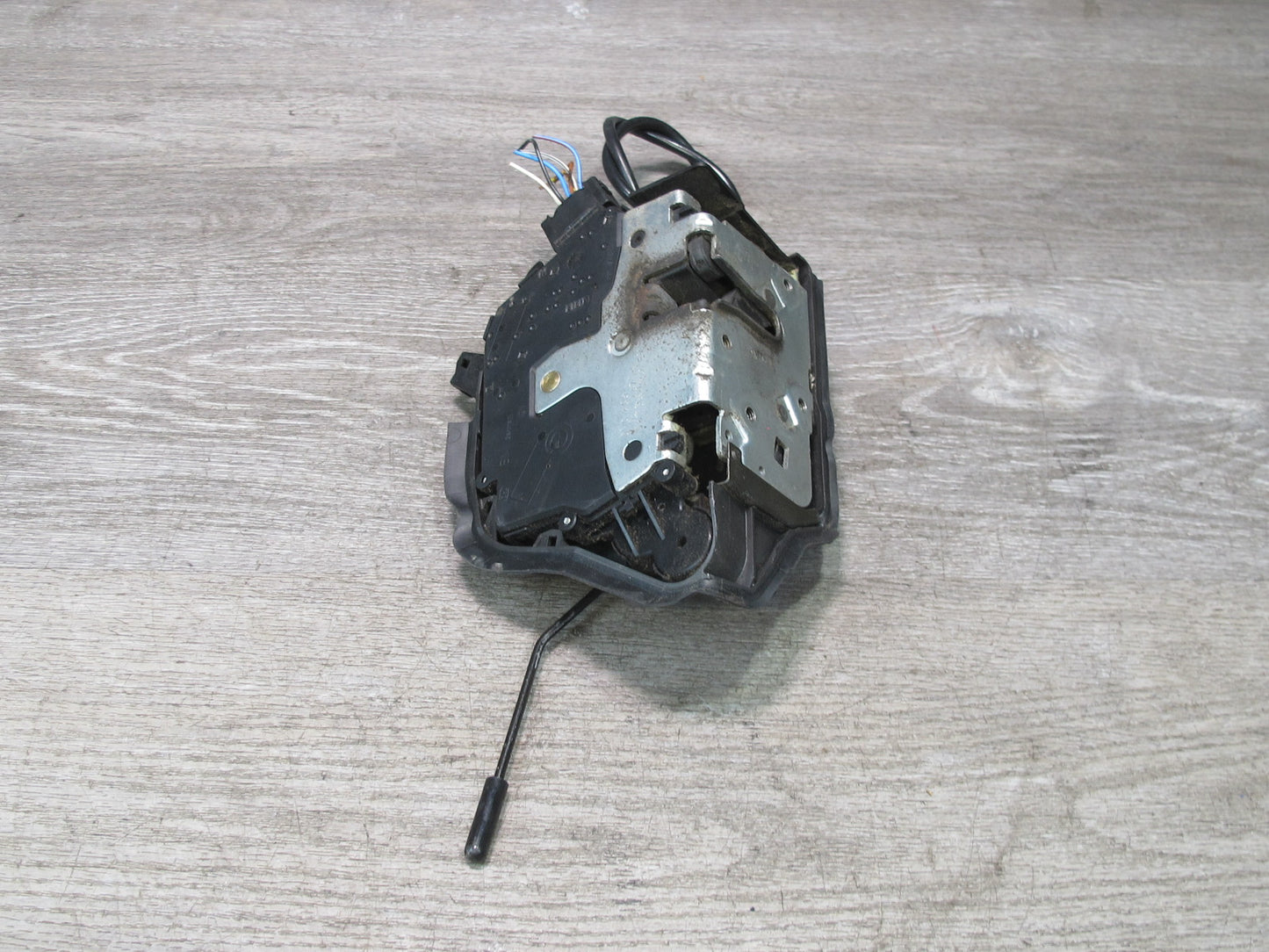 01-06 BMW E46 3-SERIES Coupe Convertible Left Door Lock Latch Actuator OEM