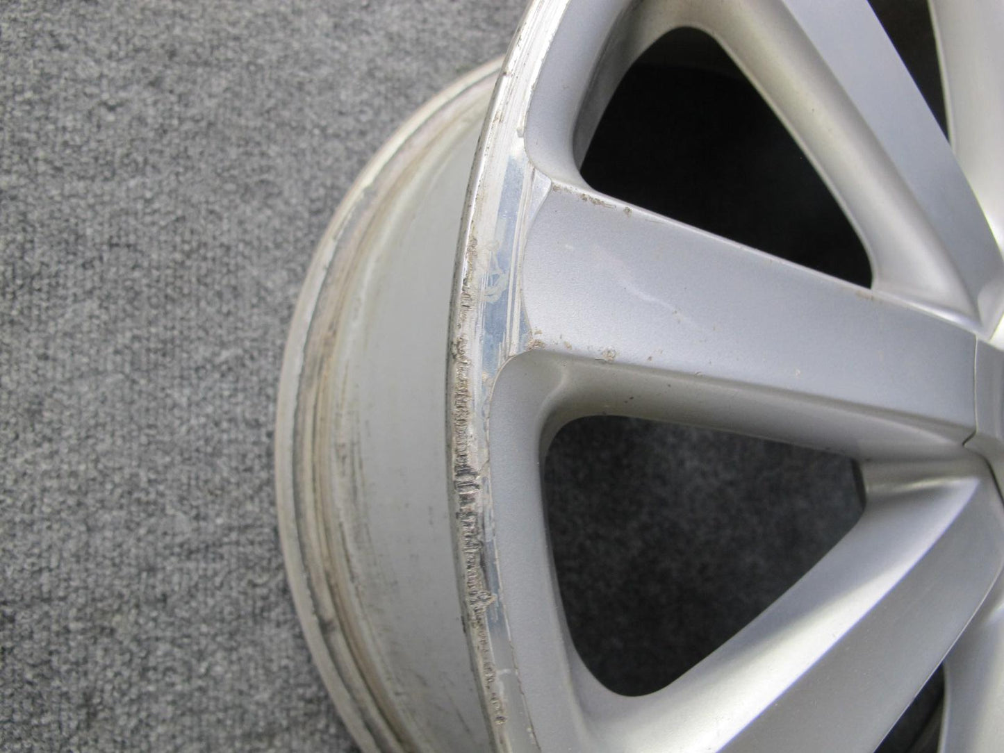 2008 VW Golf R32 MK5 GTI Factory Omanyt R18" Alloy Wheel Rim 18x7.5J ET51 OEM