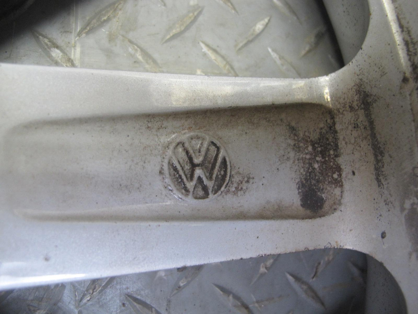 2008 VW Golf R32 MK5 GTI Factory Omanyt R18" Alloy Wheel Rim 18x7.5J ET51 OEM