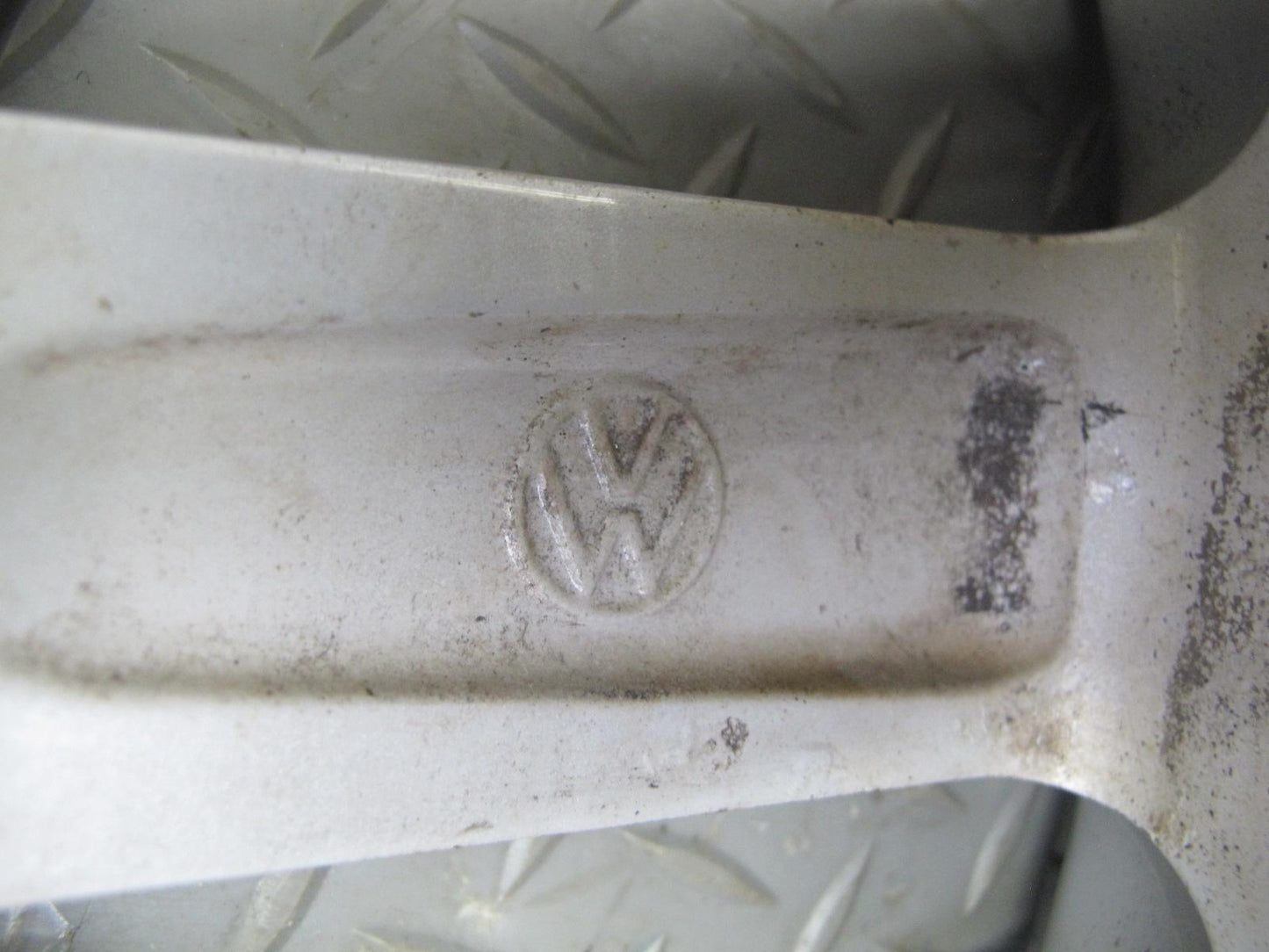 2008 VW Golf R32 MK5 GTI Factory Omanyt R18" Alloy Wheel Rim 18x7.5J ET51 OEM