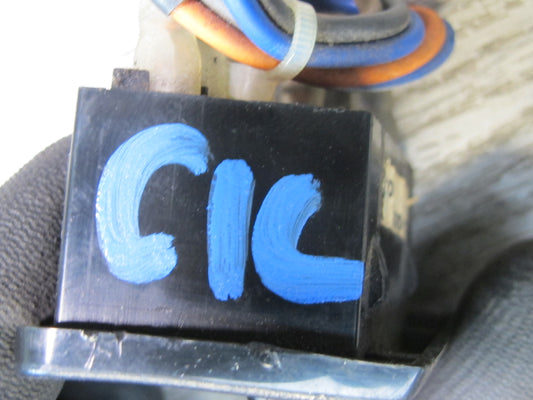 92-93 Chevrolet Corvette C4 Right Door Power Window Switch 10161835