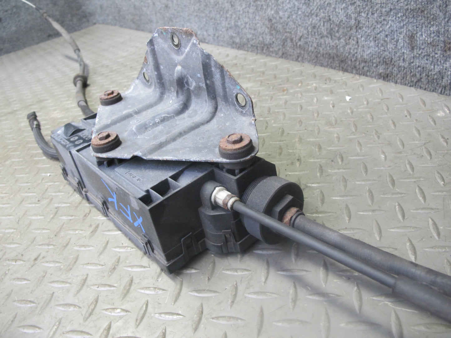 2014-2018 BMW F15 X5 Parking Brake Control Actuator Cable Assembly 6795145