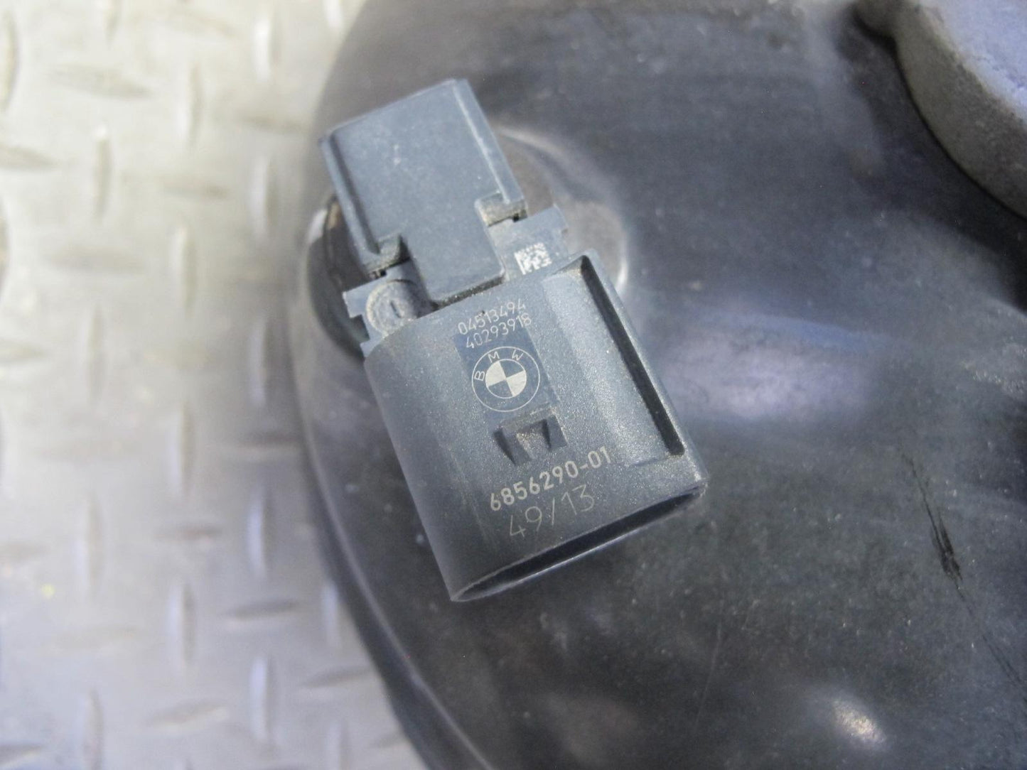 2014-2018 BMW F15 X5 Brake Master Cylinder Booster Fluid Reservoir Tank