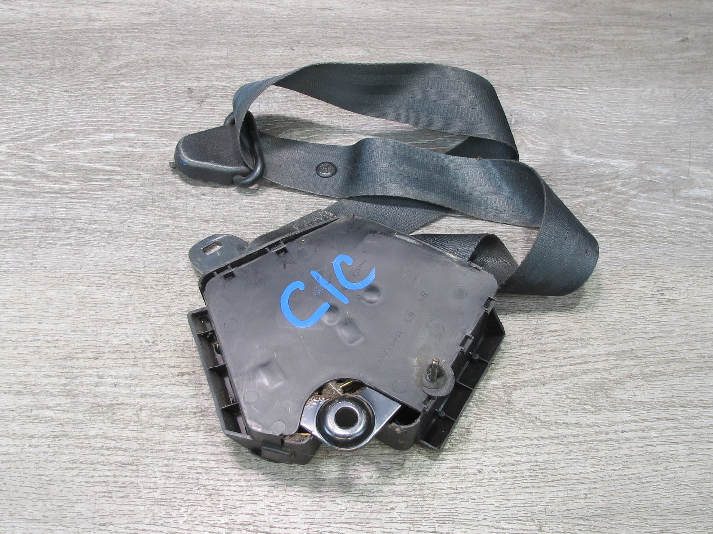 86-94 CHEVROLET CORVETTE C4 FRONT LEFT DRIVER SIDE SEATBELT RETRACTOR W/ BUCKLE SET OEM