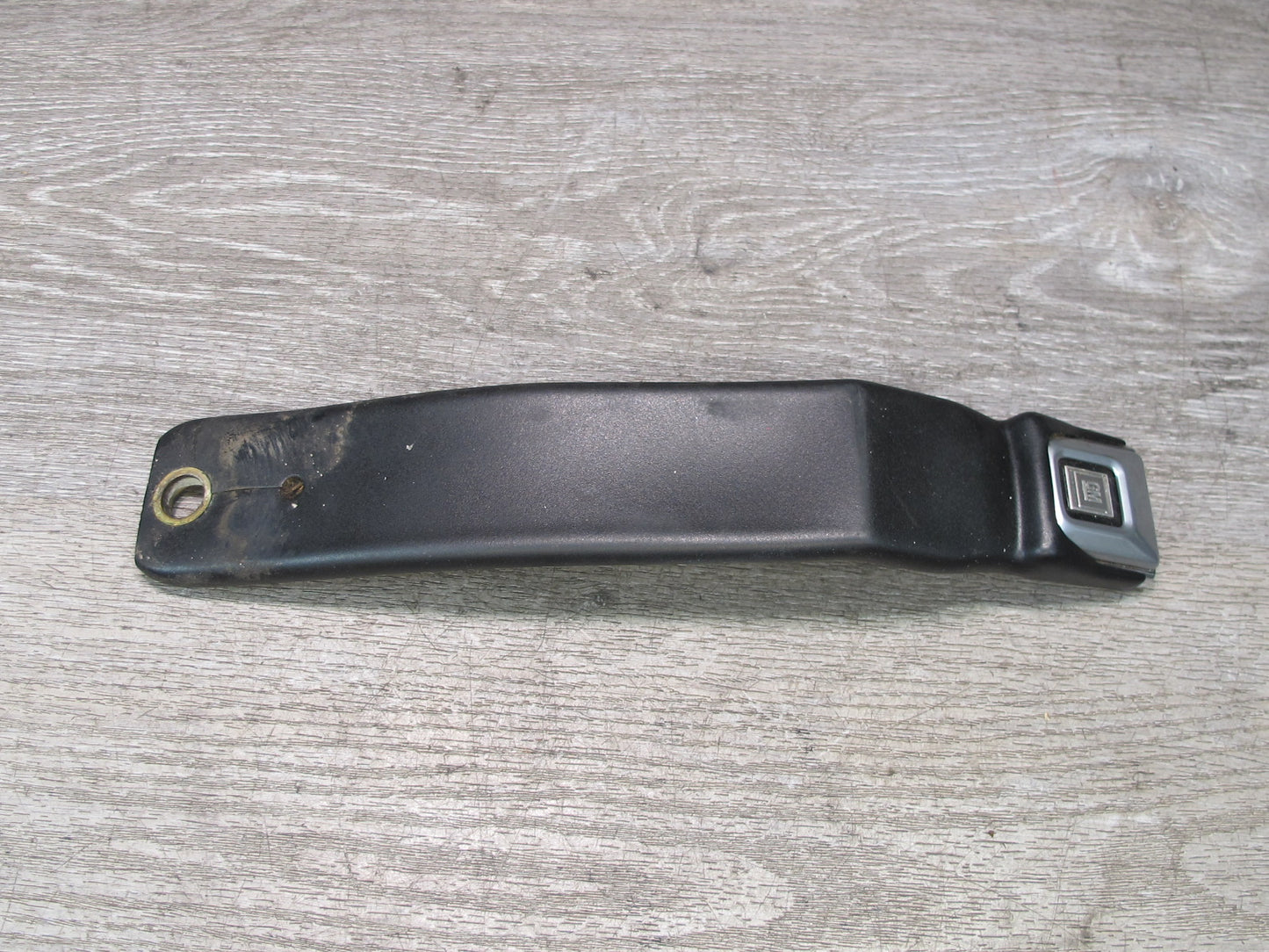 86-94 CHEVROLET CORVETTE C4 FRONT LEFT DRIVER SIDE SEATBELT RETRACTOR W/ BUCKLE SET OEM