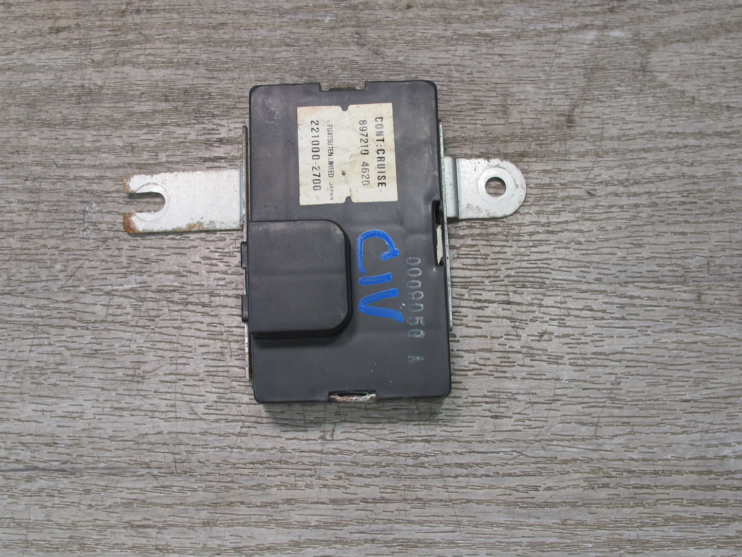 99-01 Isuzu Vehicross Cruise Control Module Unit Computer 8972104620 OEM