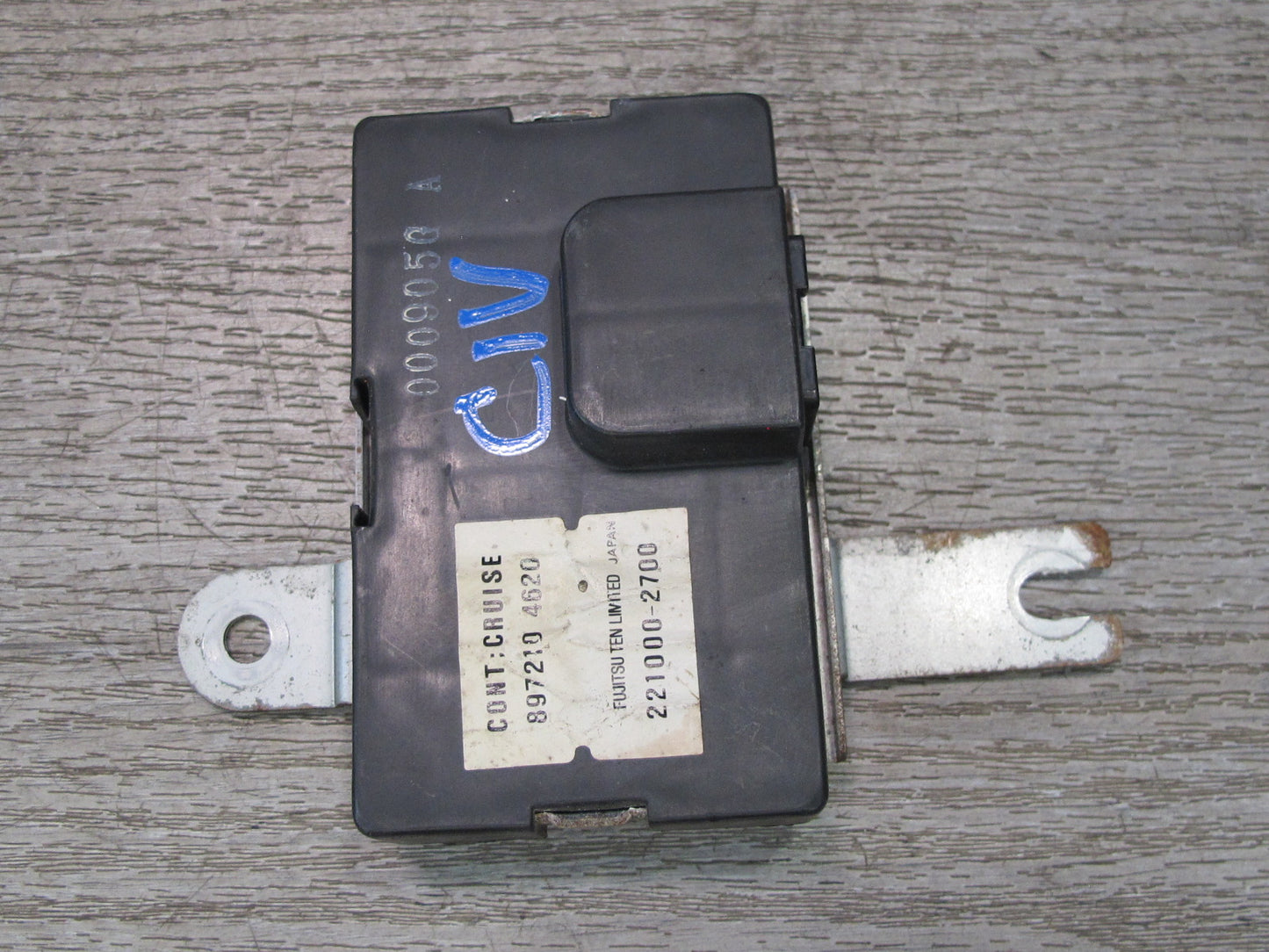 99-01 Isuzu Vehicross Cruise Control Module Unit Computer 8972104620 OEM