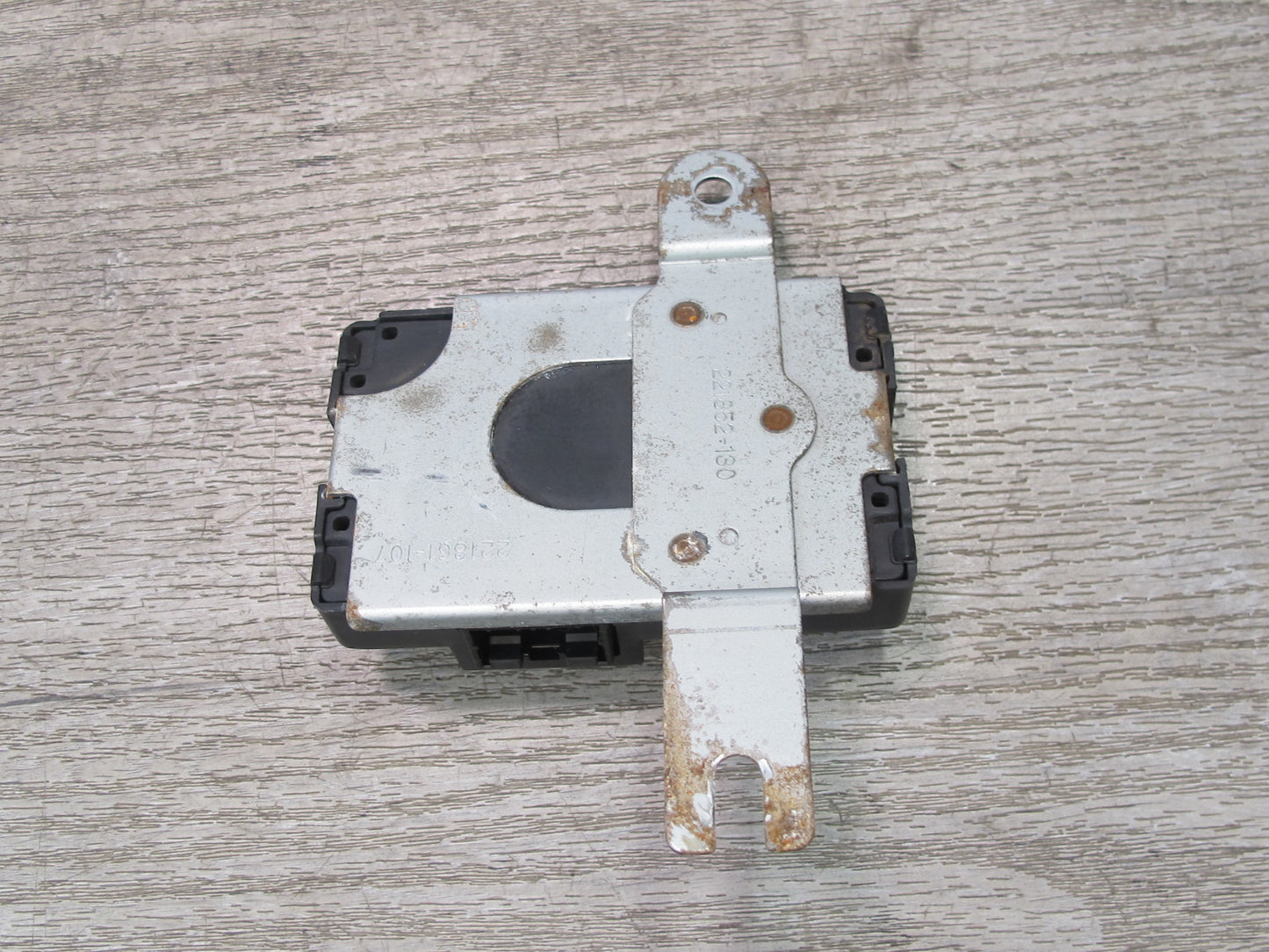 99-01 Isuzu Vehicross Cruise Control Module Unit Computer 8972104620 OEM