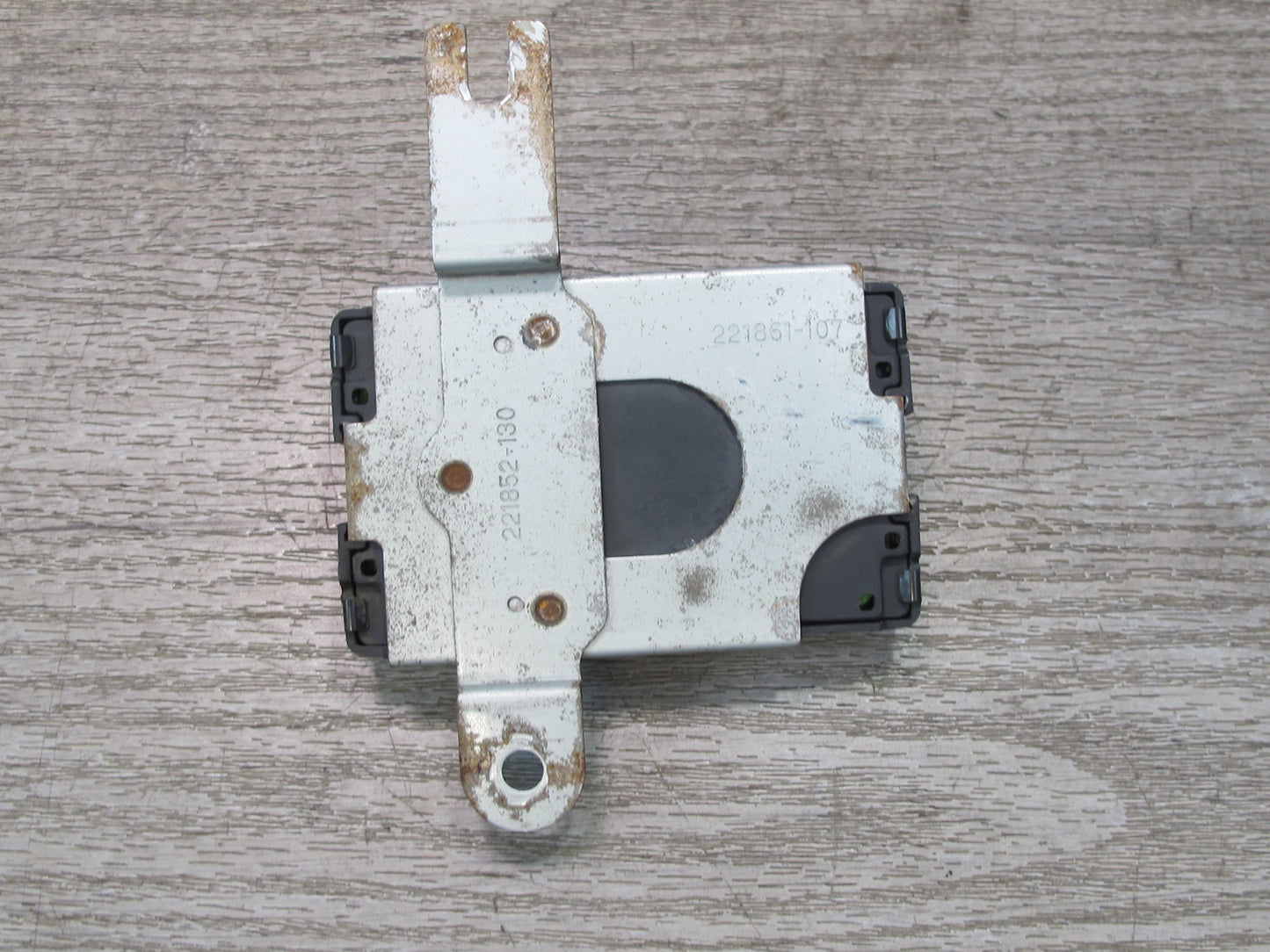 99-01 Isuzu Vehicross Cruise Control Module Unit Computer 8972104620 OEM