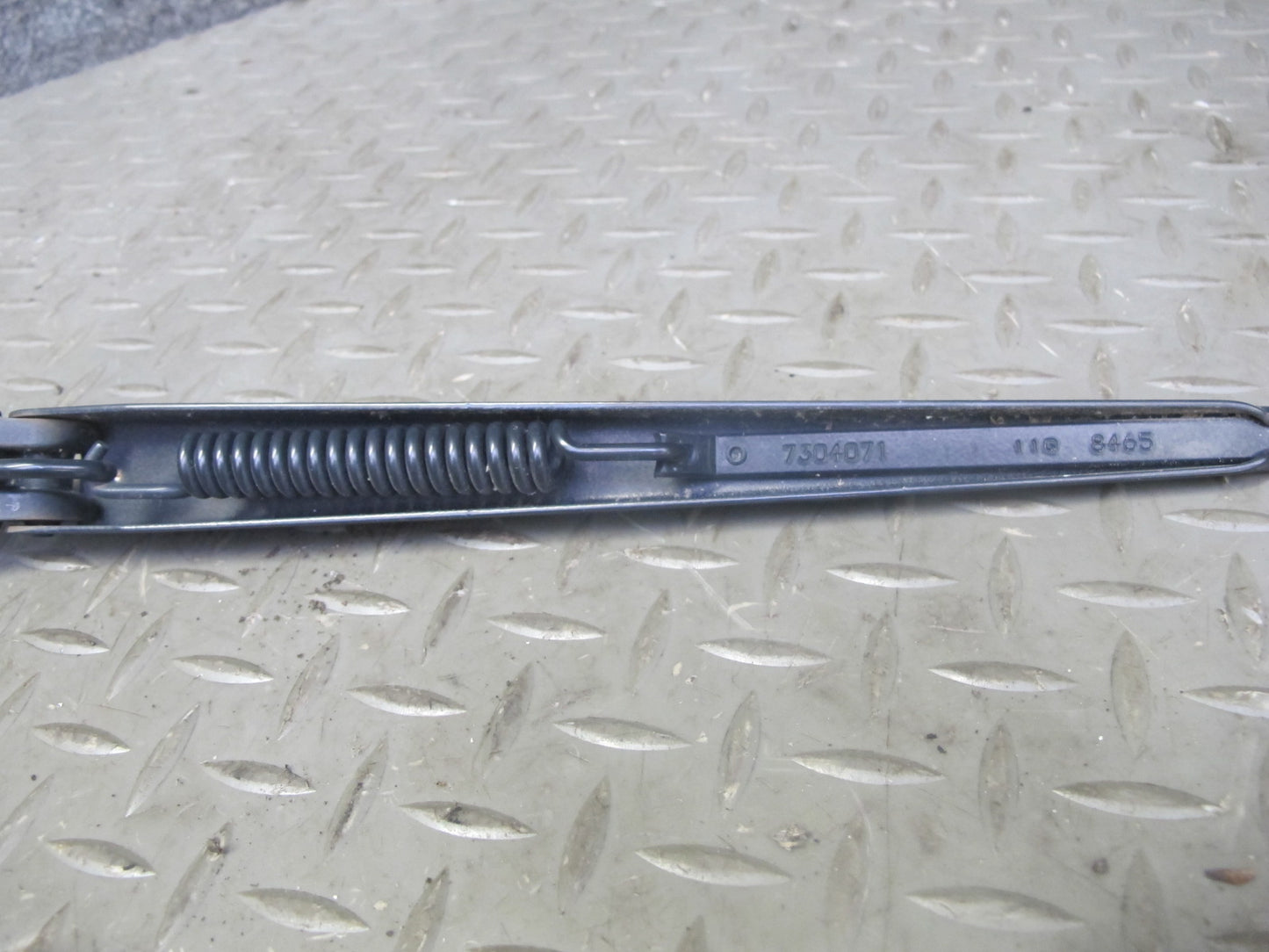 2014-2018 BMW F15 X5 Front Left & Right Windshield Wiper Arm Set of 2