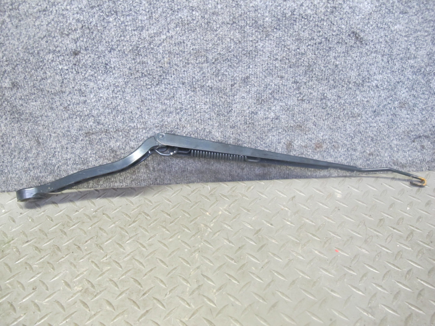 2014-2018 BMW F15 X5 Front Left & Right Windshield Wiper Arm Set of 2