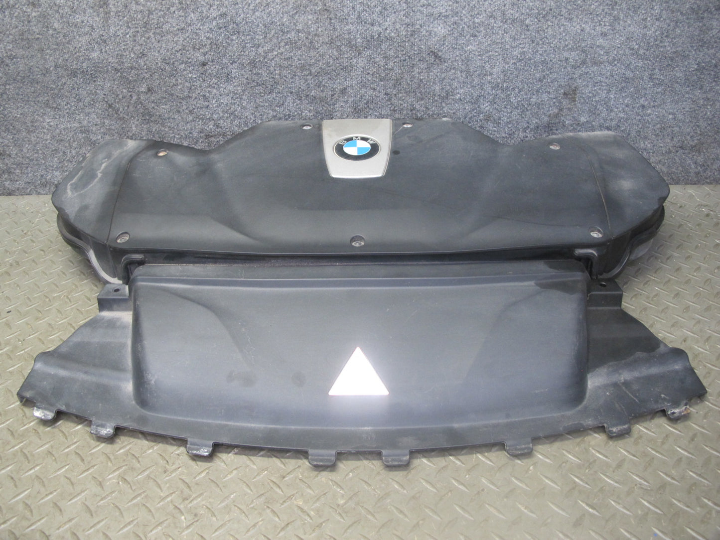 14-18 BMW F15 X5 AWD N63 Air Intake Muffler Cleaner Filter Box w MAF Sensors