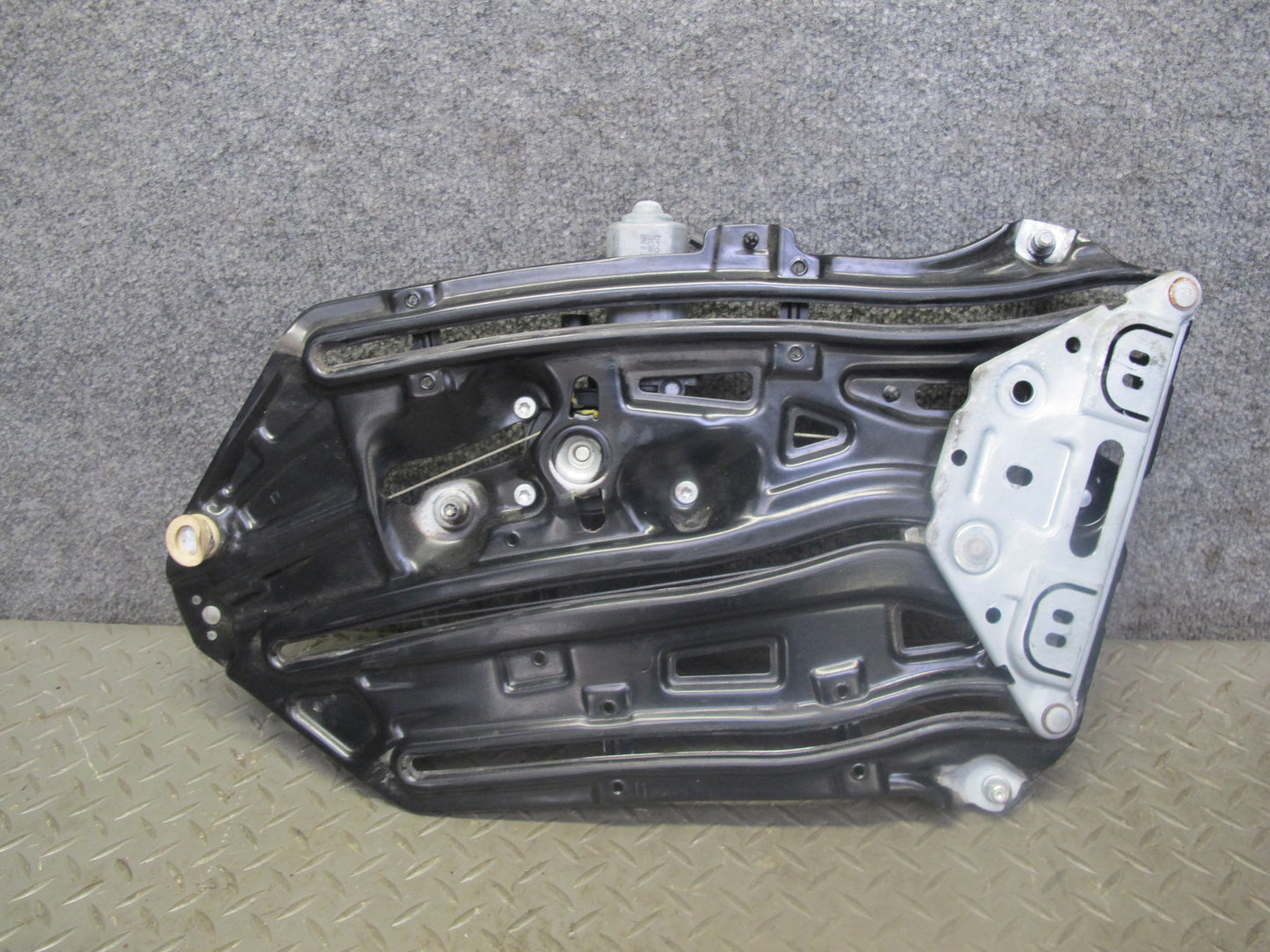 01-06 BMW E46 Convertible Rear Left Quarter Window Regulator w Motor OEM