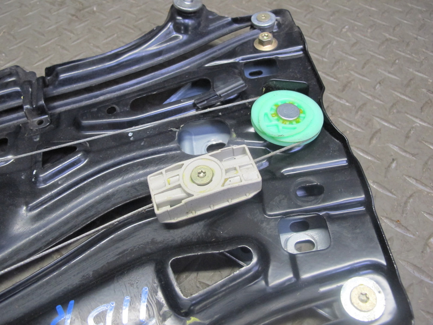 01-06 BMW E46 Convertible Rear Right Quarter Window Regulator w Motor OEM