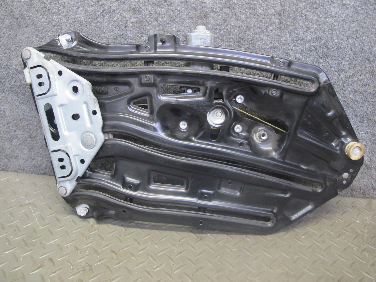 01-06 BMW E46 Convertible Rear Right Quarter Window Regulator w Motor OEM