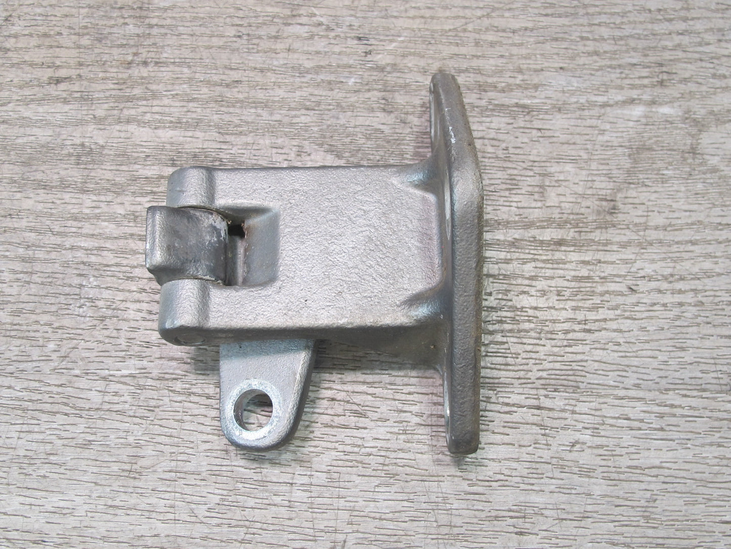 99-01 Isuzu Vehicross Set of 2 Rear Gate Tailgate Hinge Kaiser Silver OEM