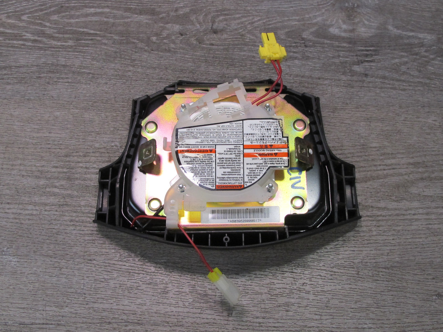 99-01 ISUZU VEHICROSS FRONT LEFT DRIVER SIDE STEERING WHEEL SRS AIRBAG OEM