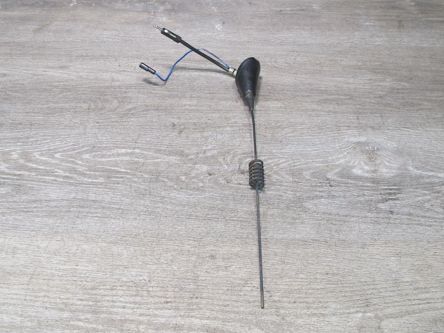99-01 Isuzu Vehicross Exterior Radio Roof Antenna OEM