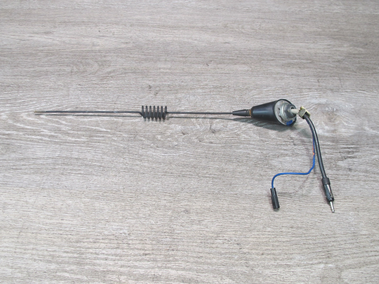 99-01 Isuzu Vehicross Exterior Radio Roof Antenna OEM