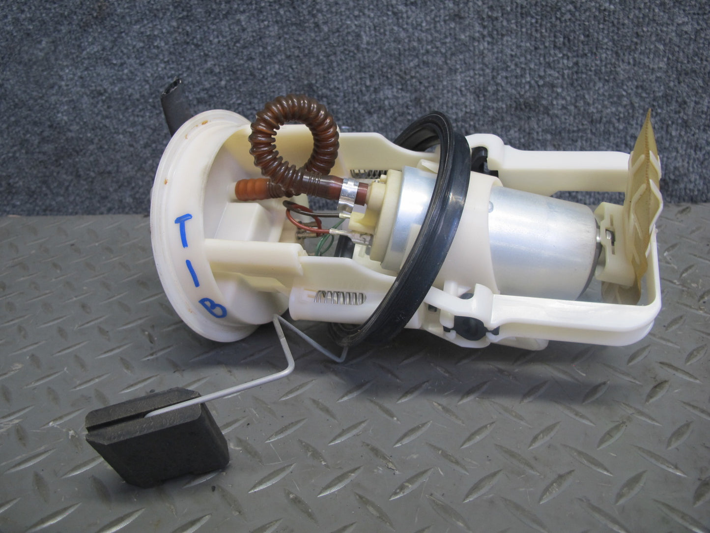 01-06 BMW E46 330i 330ci 3.0L M54 Fuel Pump Level Sensor Sending Unit Set OEM