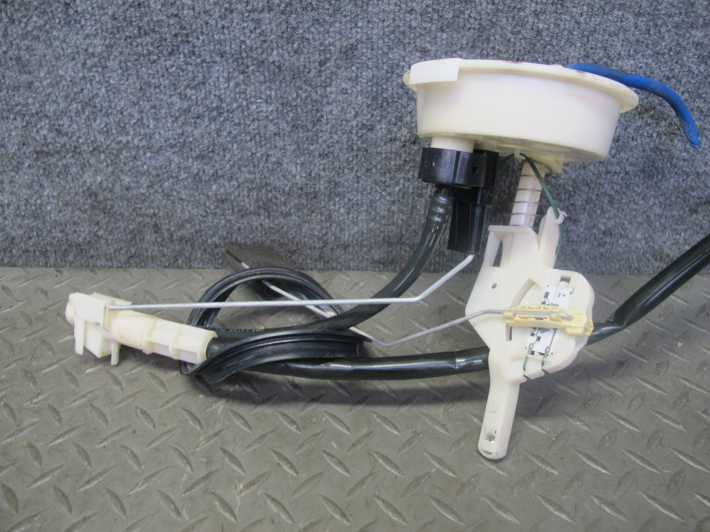 01-06 BMW E46 330i 330ci 3.0L M54 Fuel Pump Level Sensor Sending Unit Set OEM