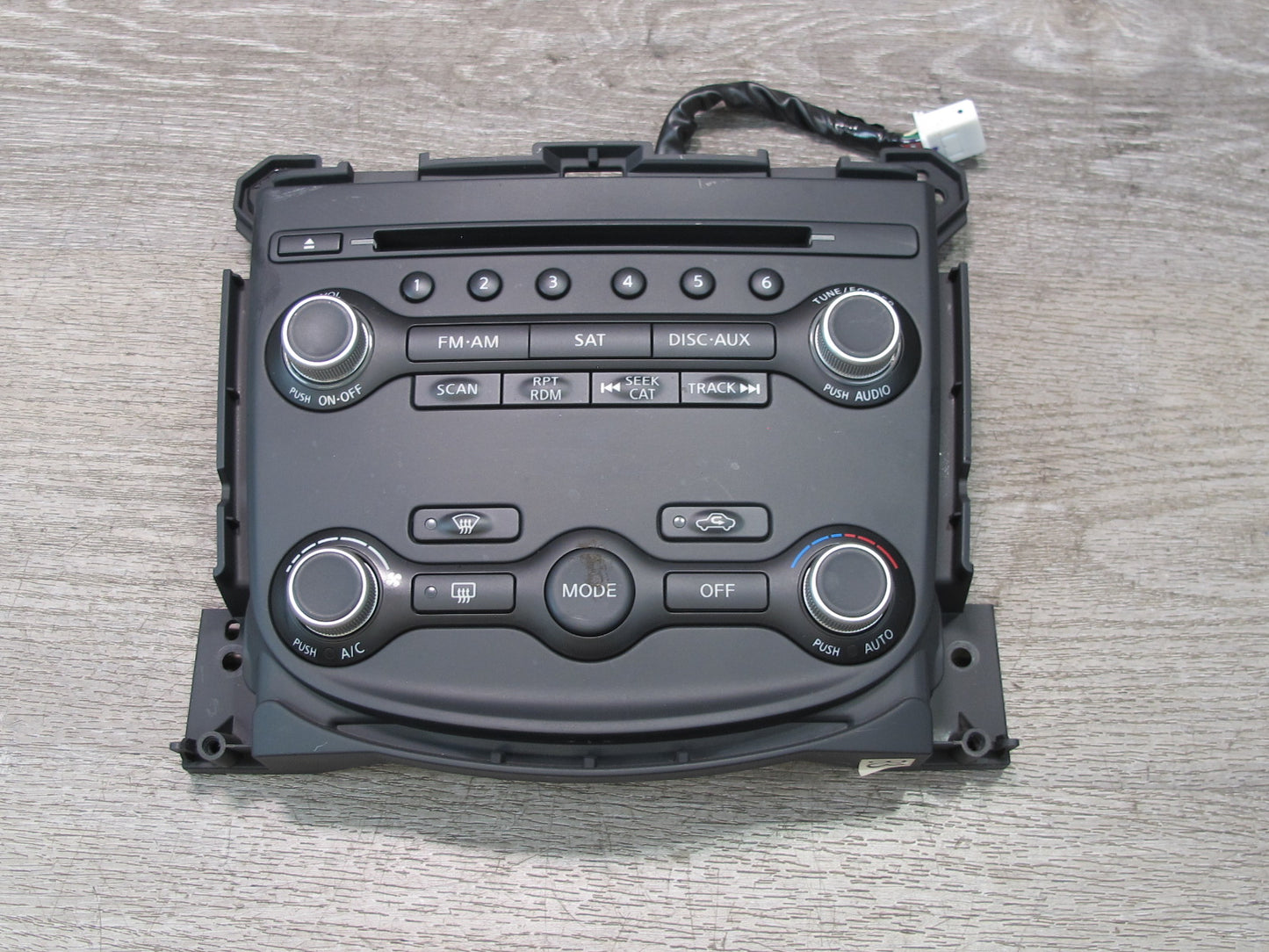 10-20 Nissan 370Z Z34 A/C Climate Control Radio Stereo Switch Panel Assembly OEM
