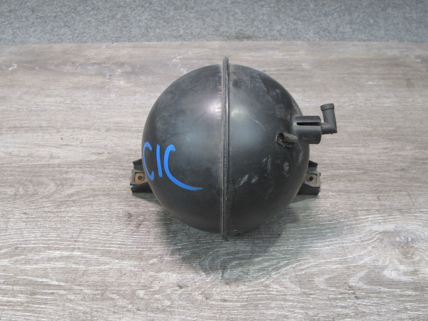 90-96 Chevrolet Corvette C4 Vacuum Reservoir Ball Tank OEM