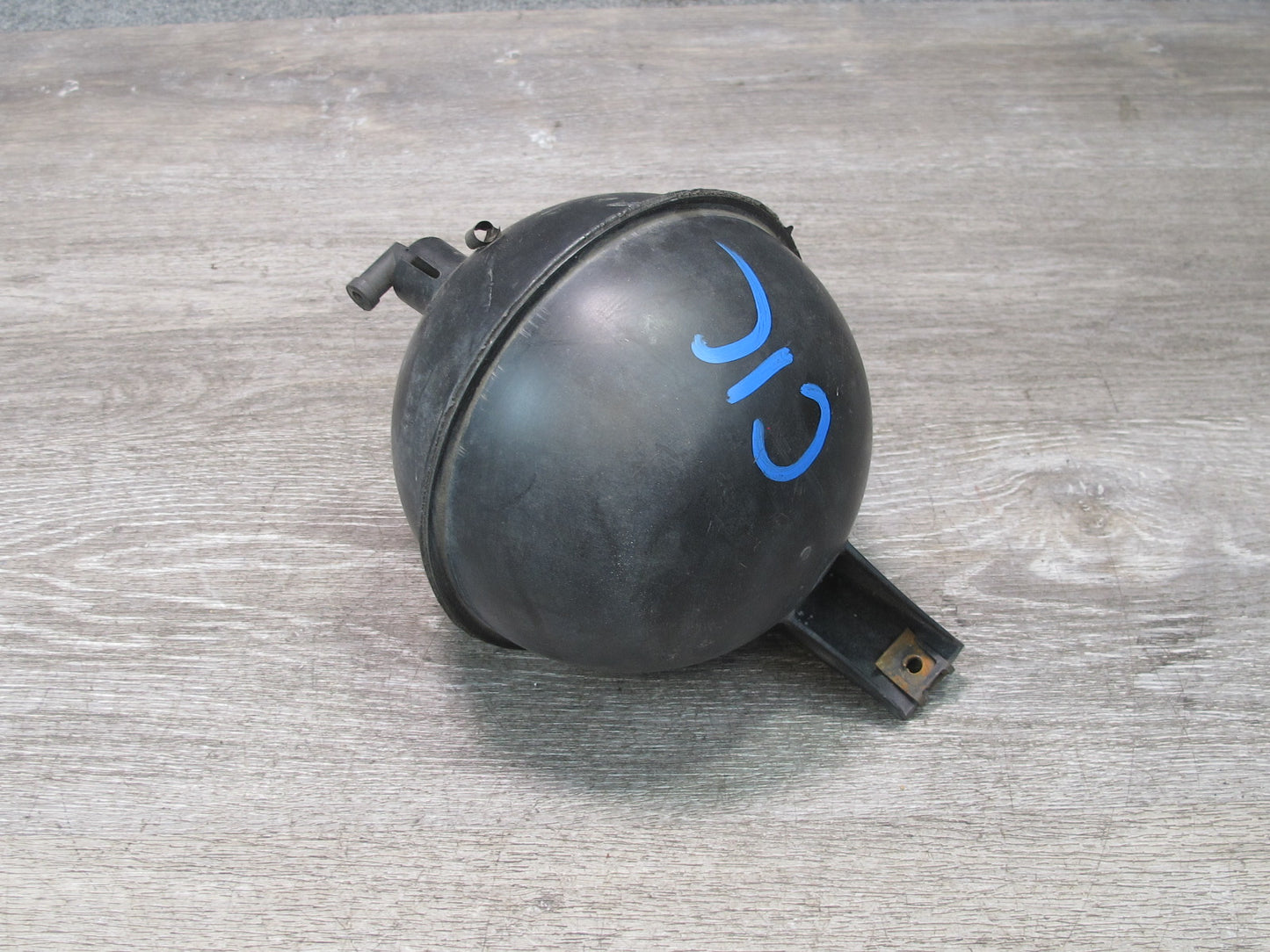 90-96 Chevrolet Corvette C4 Vacuum Reservoir Ball Tank OEM