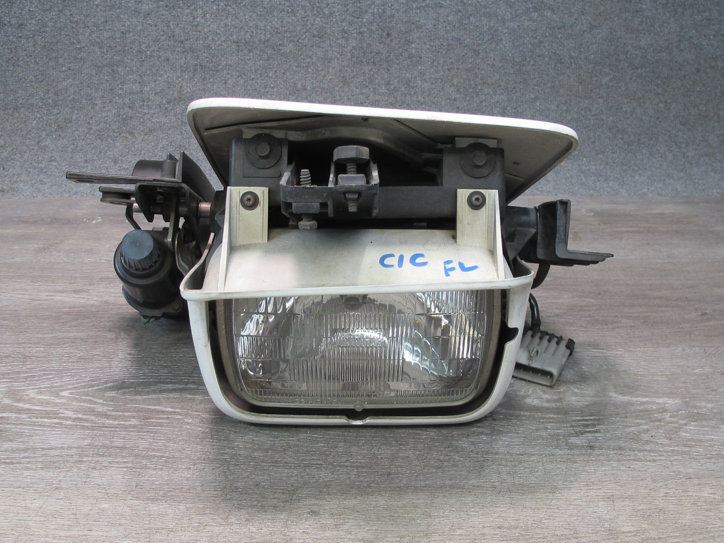 91-96 Chevrolet Corvette C4 Front Right POP UP Headlight Motor Cover Assy OEM