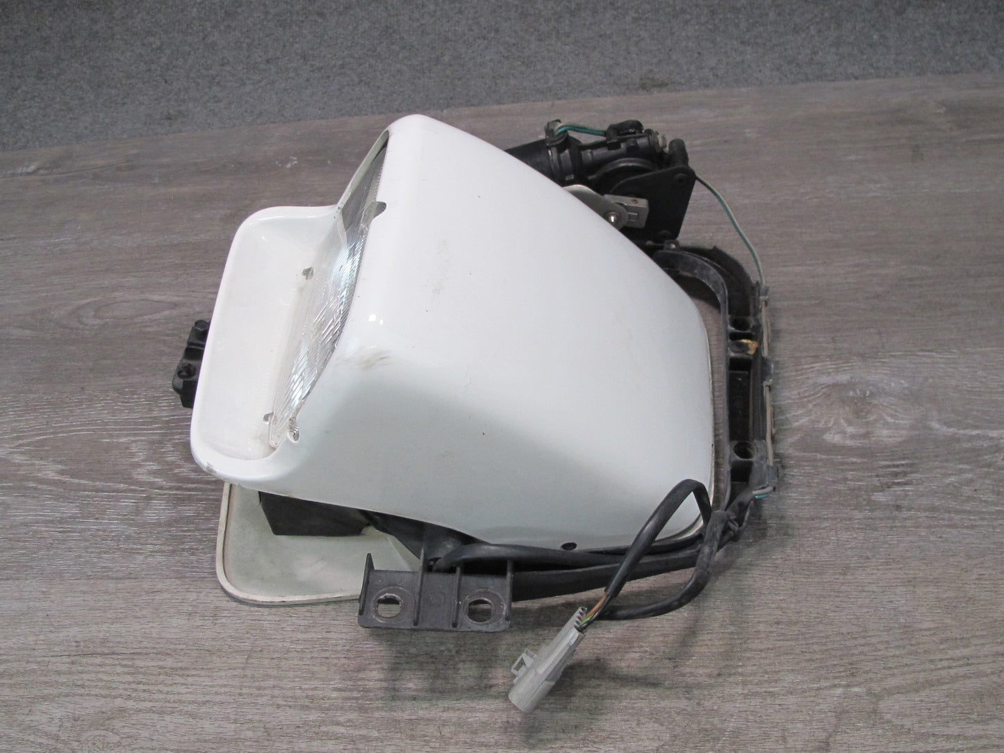 91-96 Chevrolet Corvette C4 Front Left POP UP Headlight Motor Cover Assembly OEM