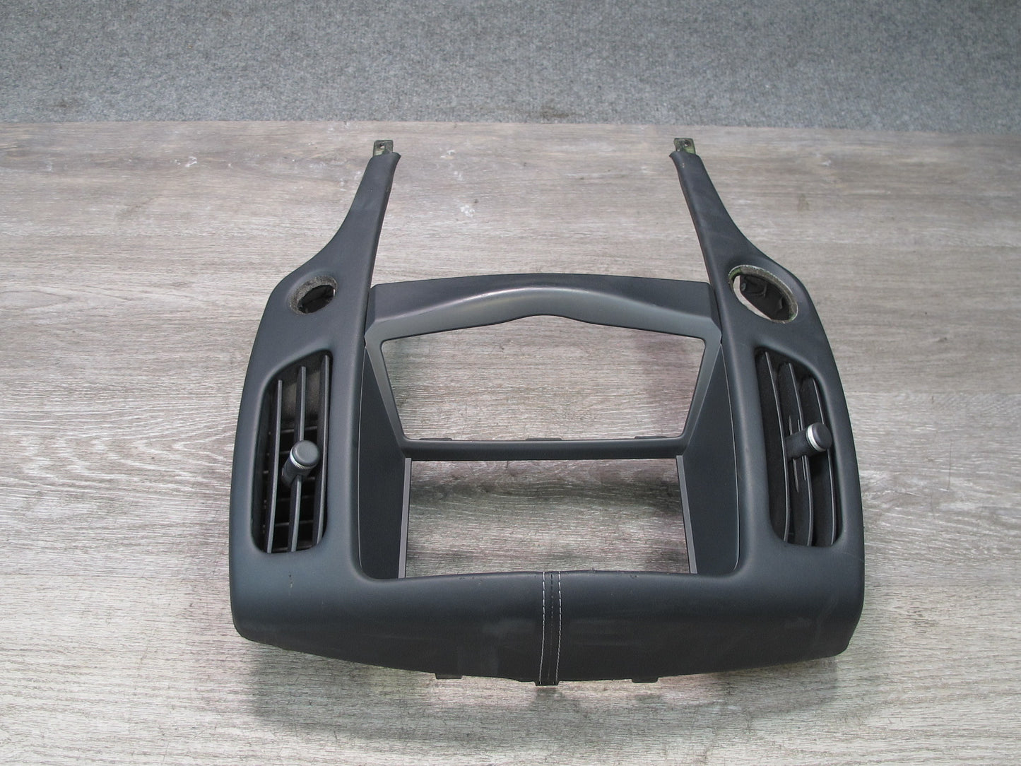 09-20 Nissan Z34 370Z Dash Center Air Vent Radio Screen Trim Bezel w Navi OEM