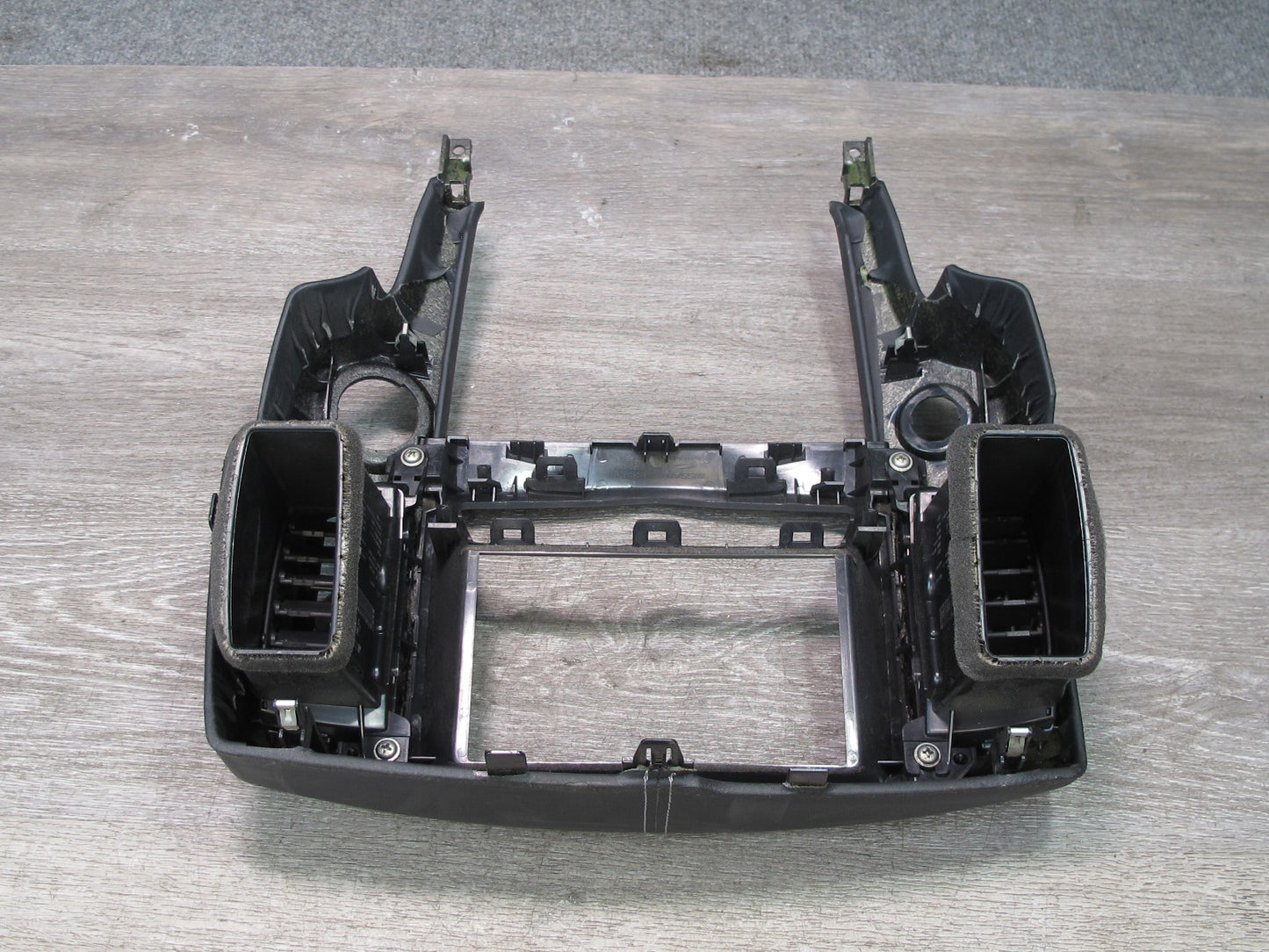 09-20 Nissan Z34 370Z Dash Center Air Vent Radio Screen Trim Bezel w Navi OEM