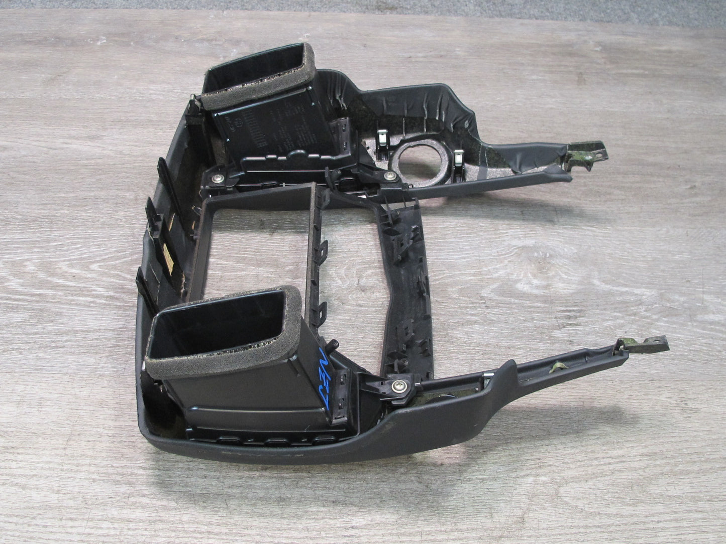 09-20 Nissan Z34 370Z Dash Center Air Vent Radio Screen Trim Bezel w Navi OEM