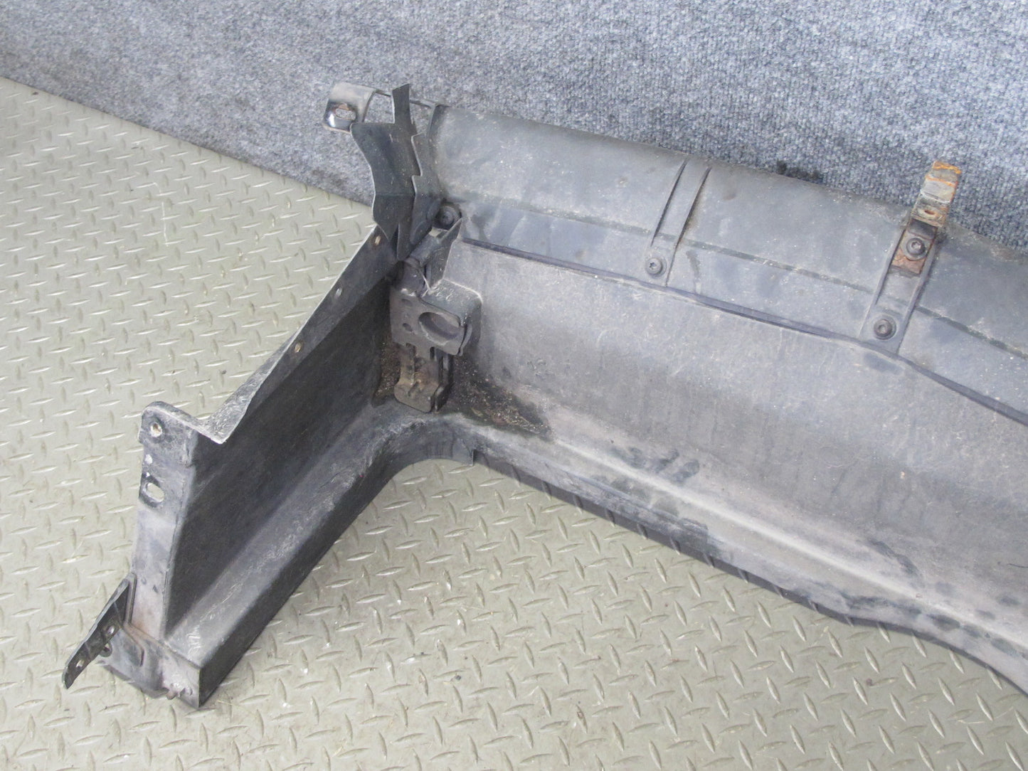 90-96 Chevrolet Corvette C4 Engine Radiator Shroud Support Panel OEM