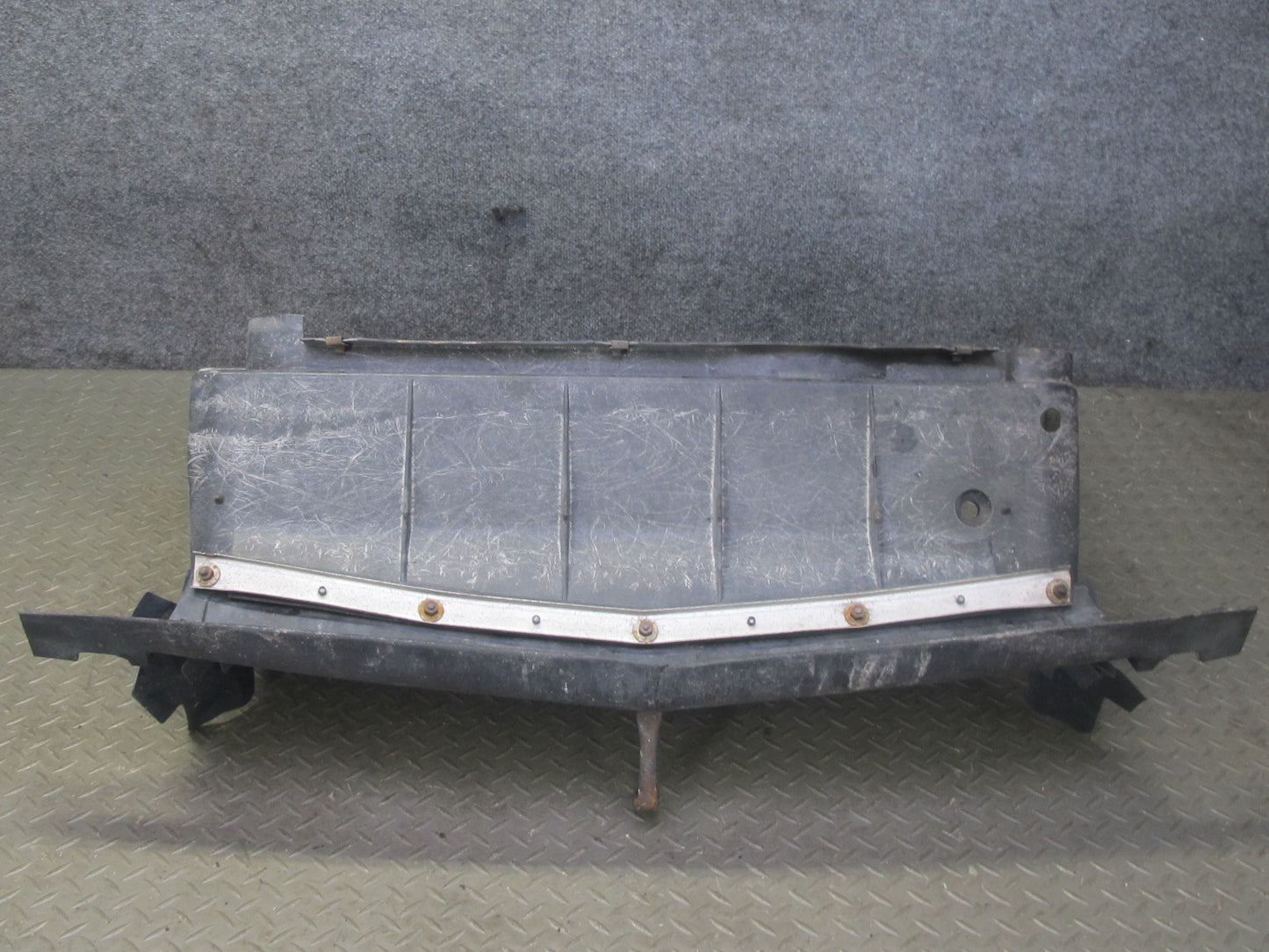 90-96 Chevrolet Corvette C4 Engine Radiator Shroud Support Panel OEM