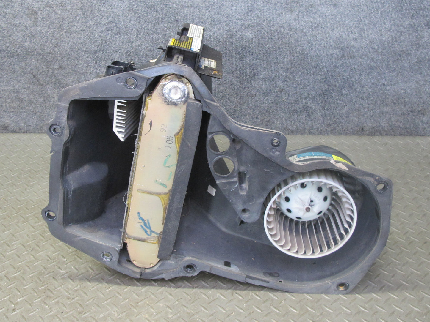 90-93 Chevrolet Corvette C4 A/C Air Condition Blower Motor Evaporator Box OEM
