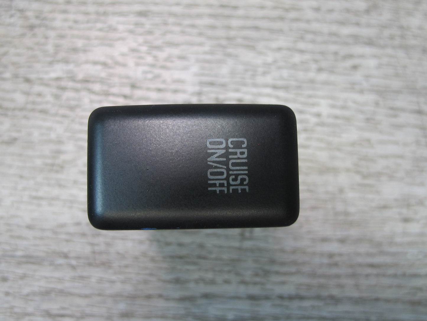 99-01 Isuzu Vehicross Cruise Control ON OFF Switch Button OEM