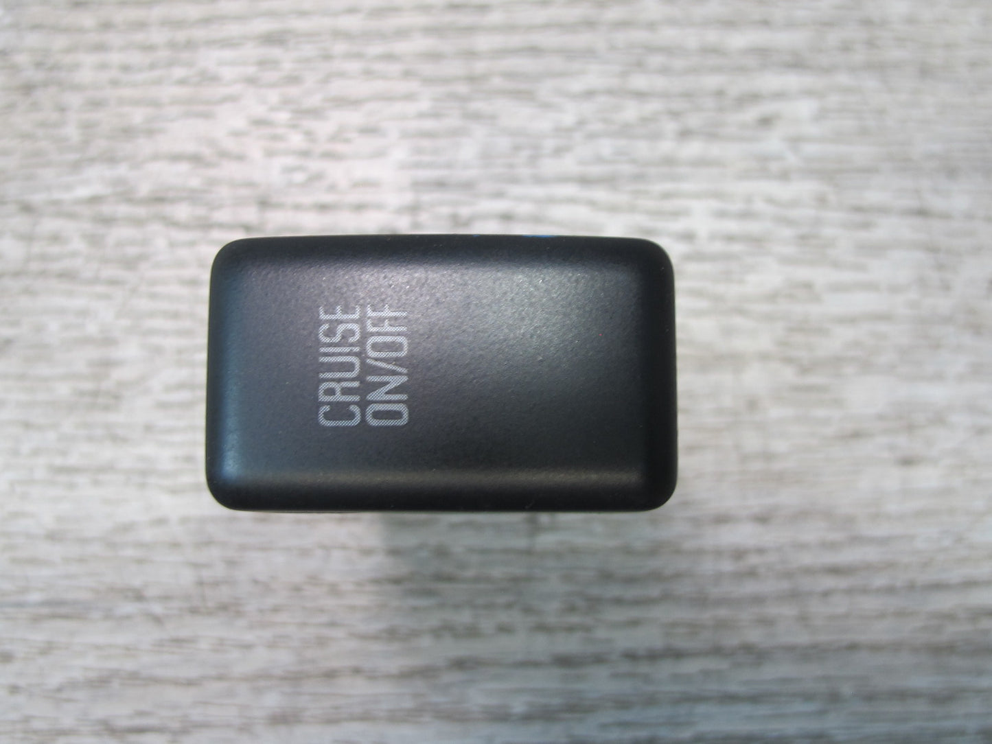 99-01 Isuzu Vehicross Cruise Control ON OFF Switch Button OEM