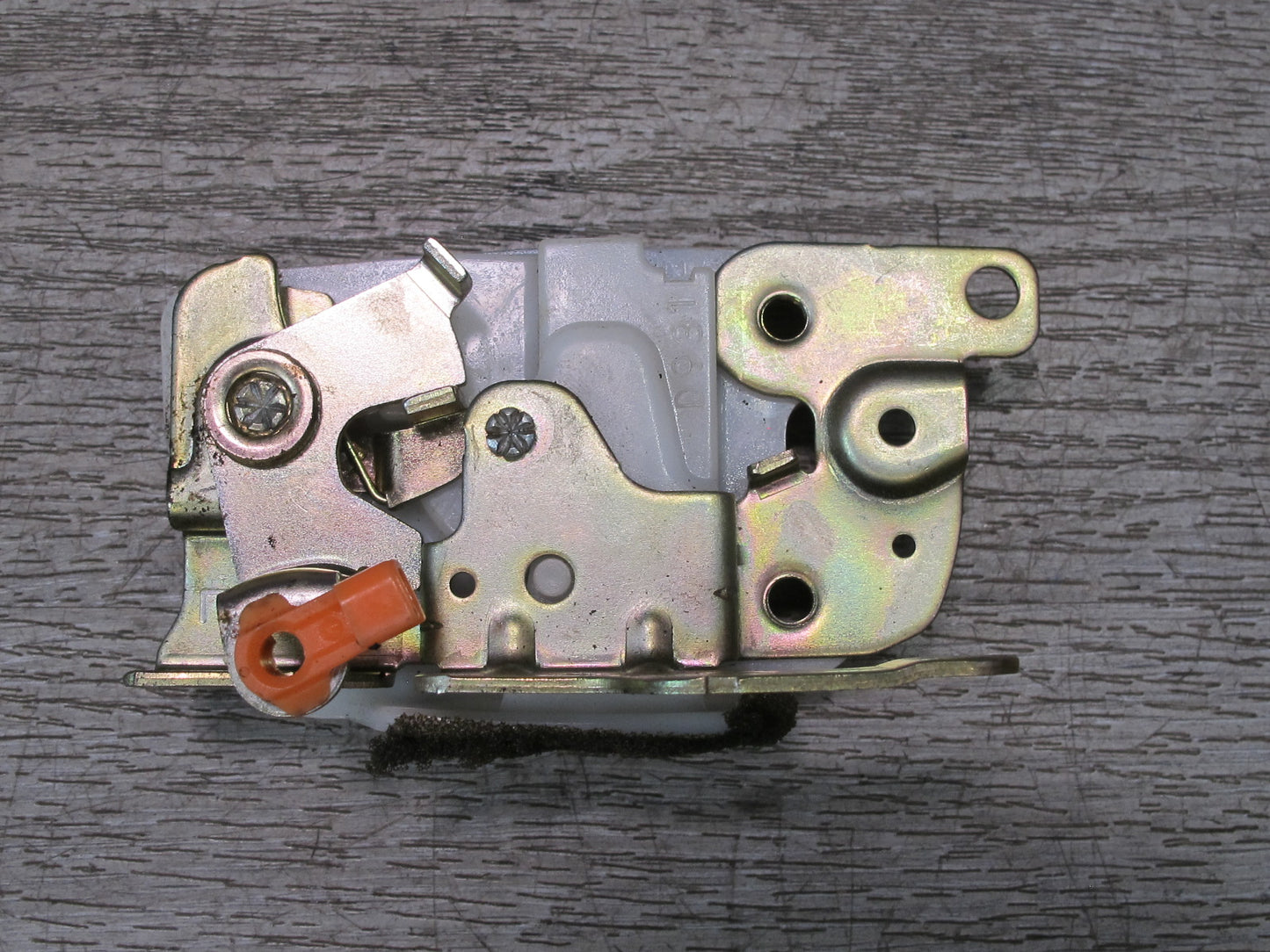 99-01 Isuzu Vehicross Rear Gate Trunk Door Tailgate Lock Latch OEM