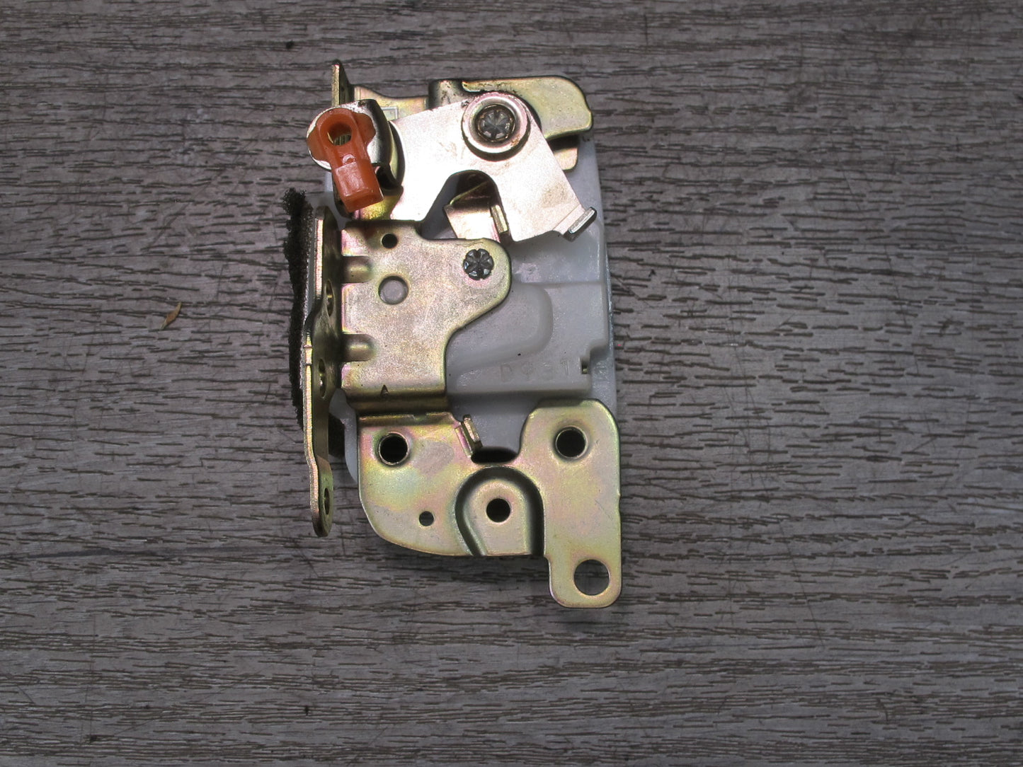 99-01 Isuzu Vehicross Rear Gate Trunk Door Tailgate Lock Latch OEM