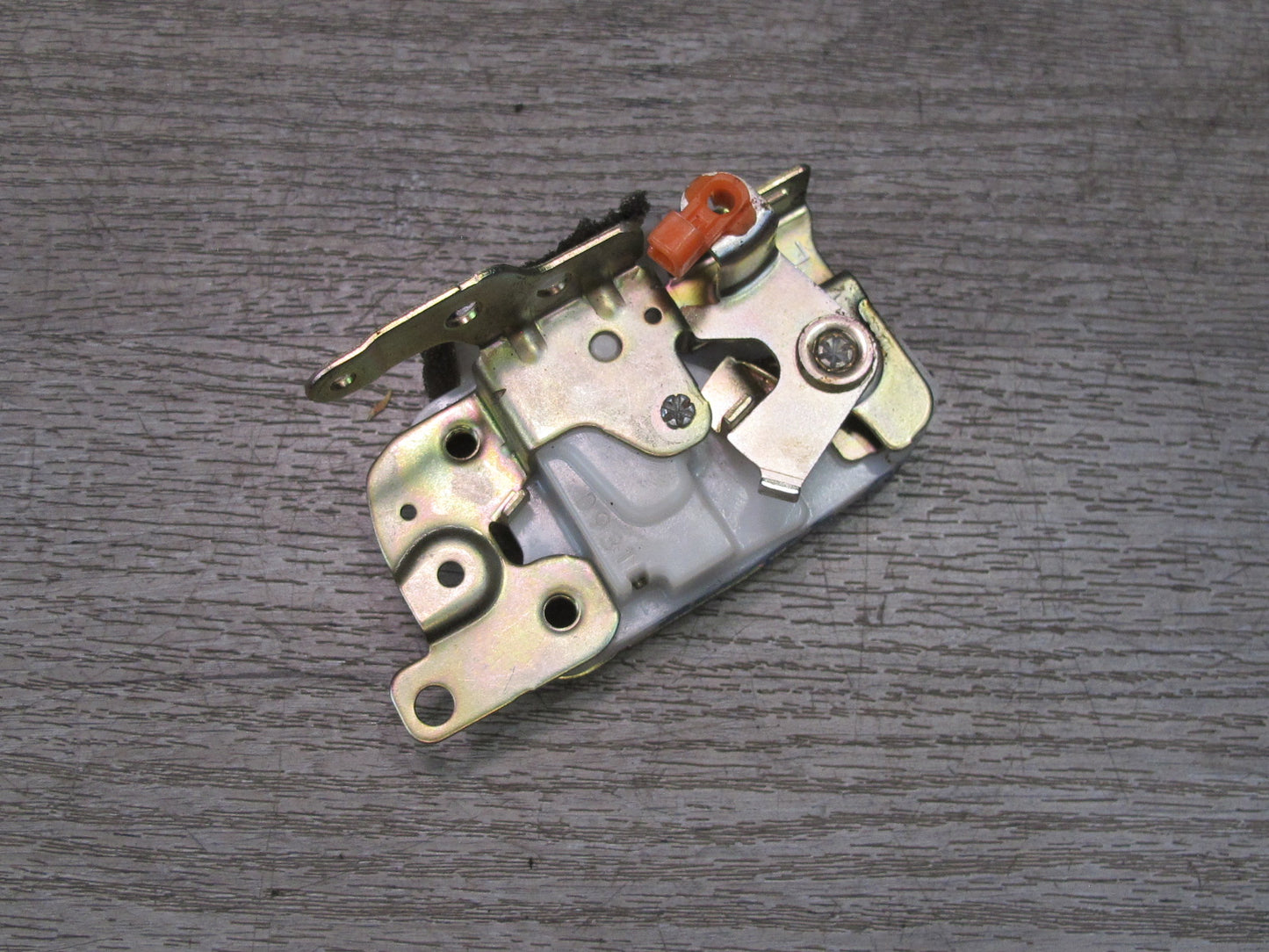 99-01 Isuzu Vehicross Rear Gate Trunk Door Tailgate Lock Latch OEM