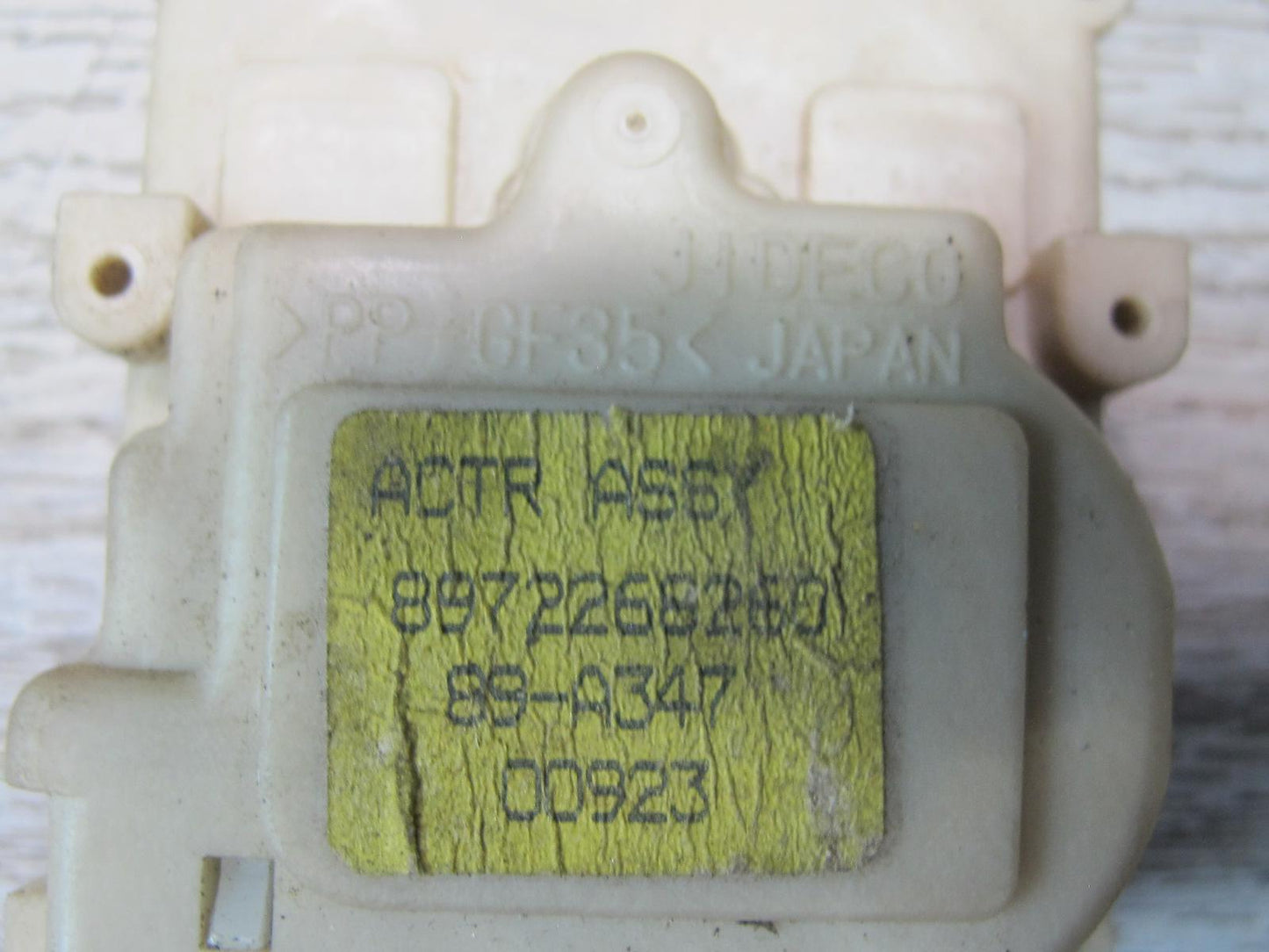 99-01 Isuzu Vehicross Front Right Door Lock Latch Actuator OEM