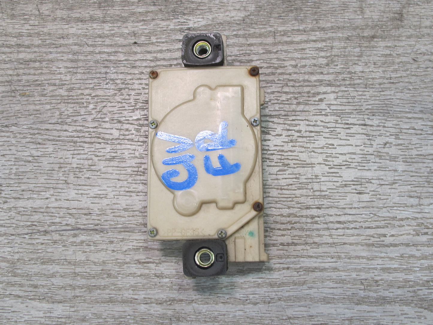 99-01 Isuzu Vehicross Front Right Door Lock Latch Actuator OEM