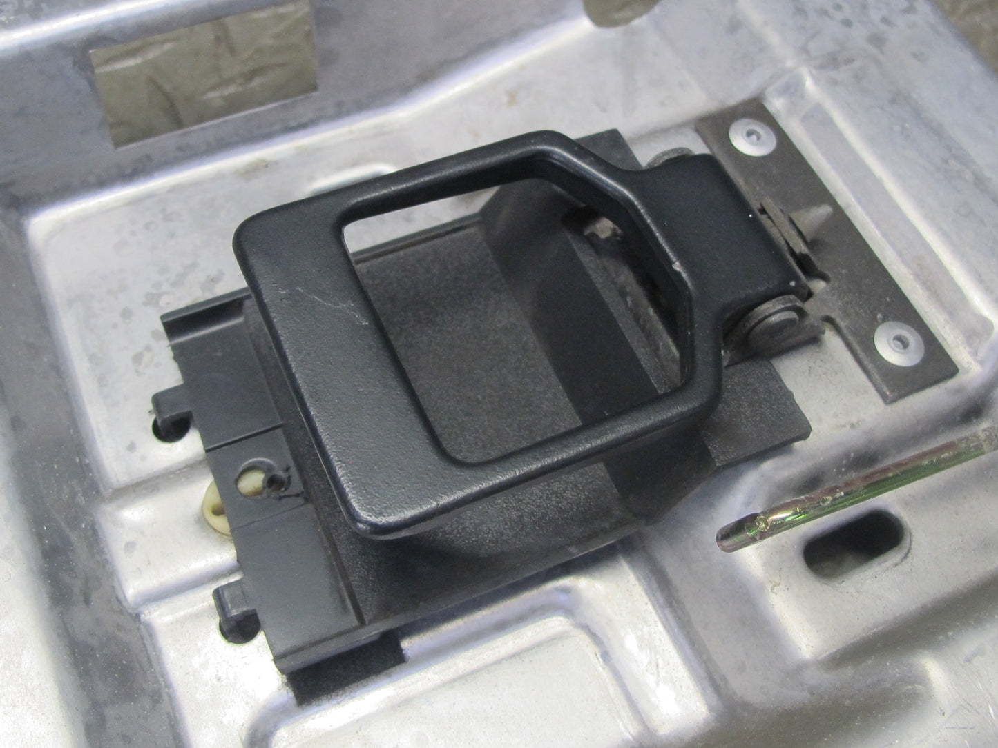 90-93 Chevrolet Corvette C4 Right Door Inner Aluminium Mounting Panel w Handle