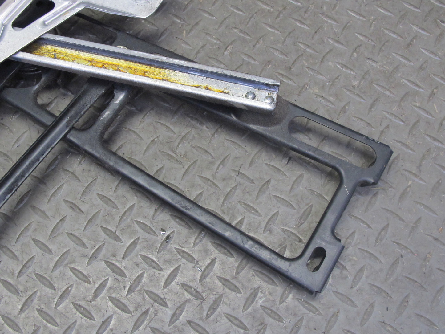 84-96 Chevrolet Corvette C4 Right Door Window Regulator w Motor OEM