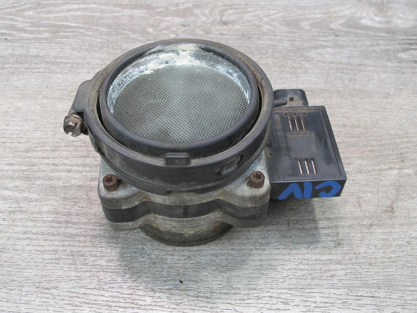 99-01 Isuzu Vehicross Mass Air Flow Meter MAF Sensor OEM
